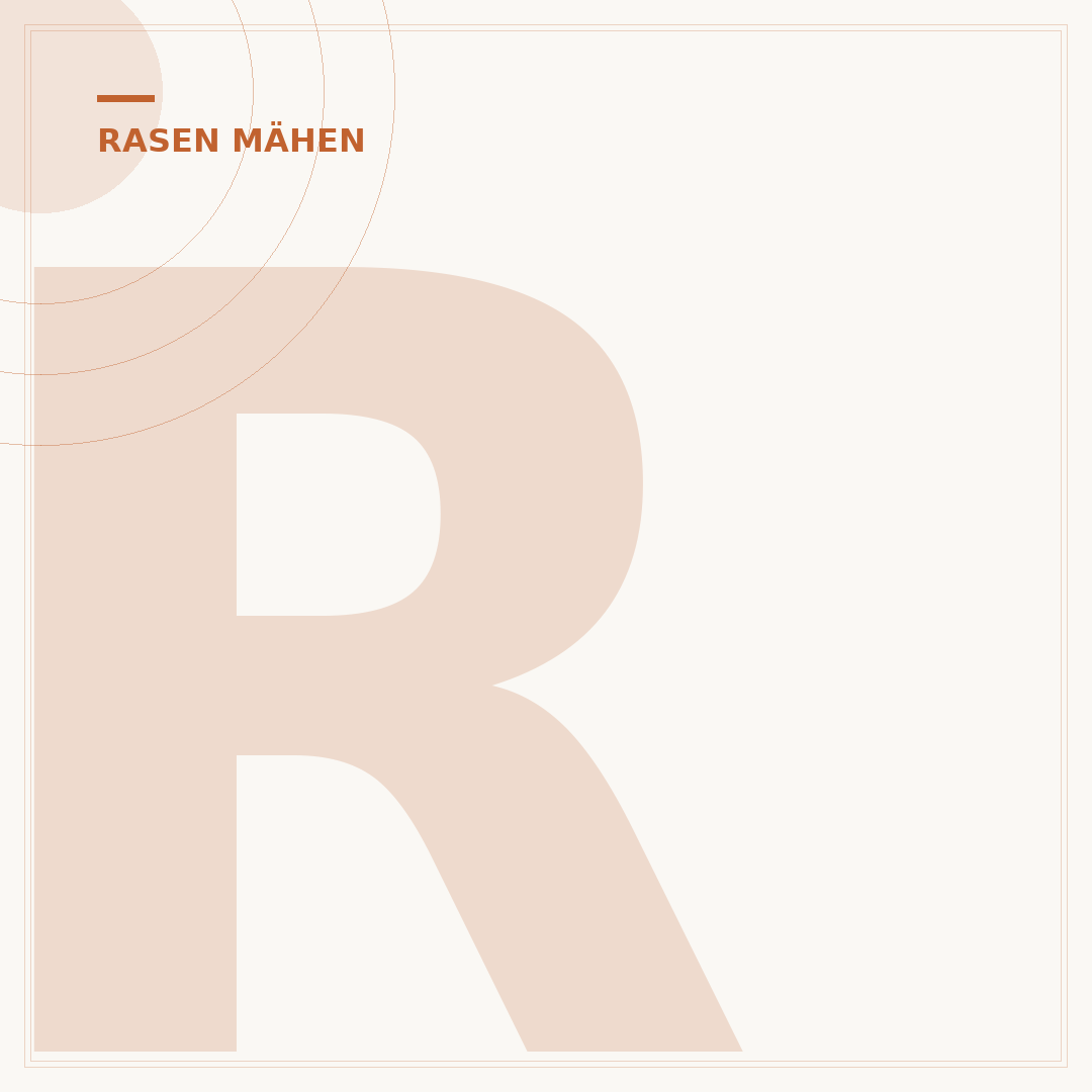 Rasen mähen bei Regen: Risiken und Alternativen