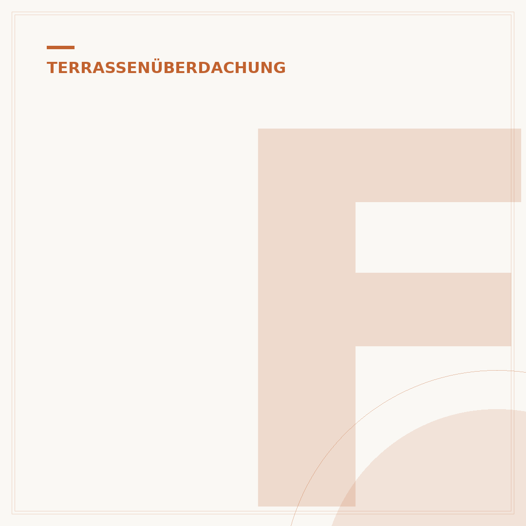 Freistehende Terrassenüberdachung mit Sonnenschutz